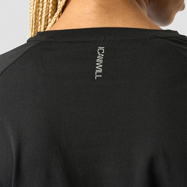 ICIW Define Cropped Adjustable Long Sleeve, Black Define Långarmad Tröja Svart