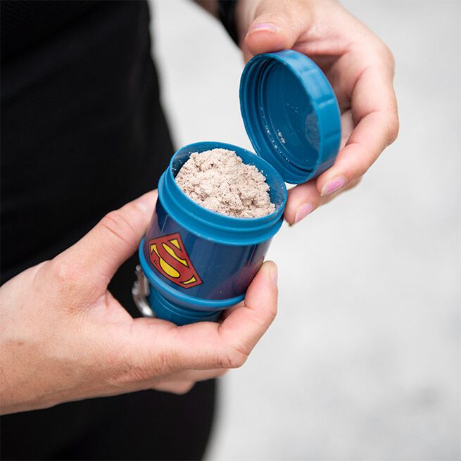 WHEY2GO Funnel - Superman  DC Comics WHEY2GO Proteinbehållare 50 g