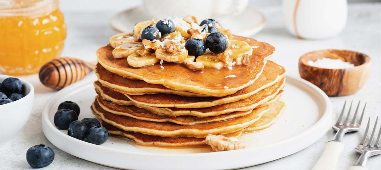 Laktos- och glutenfria pannkakor med hampaprotein Laktos- och glutenfria pannkakor med hampaprotein