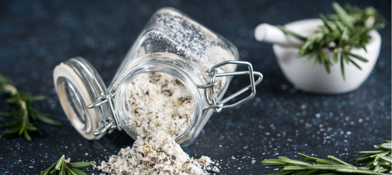 Hemmagjort örtsalt Hemmagjort örtsalt
