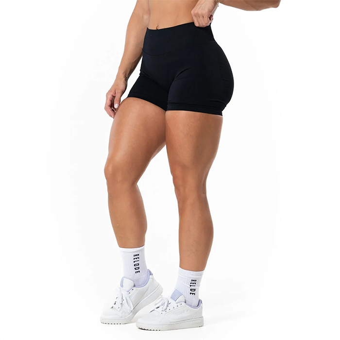 Aura Seamless Scrunch Shorts Svart