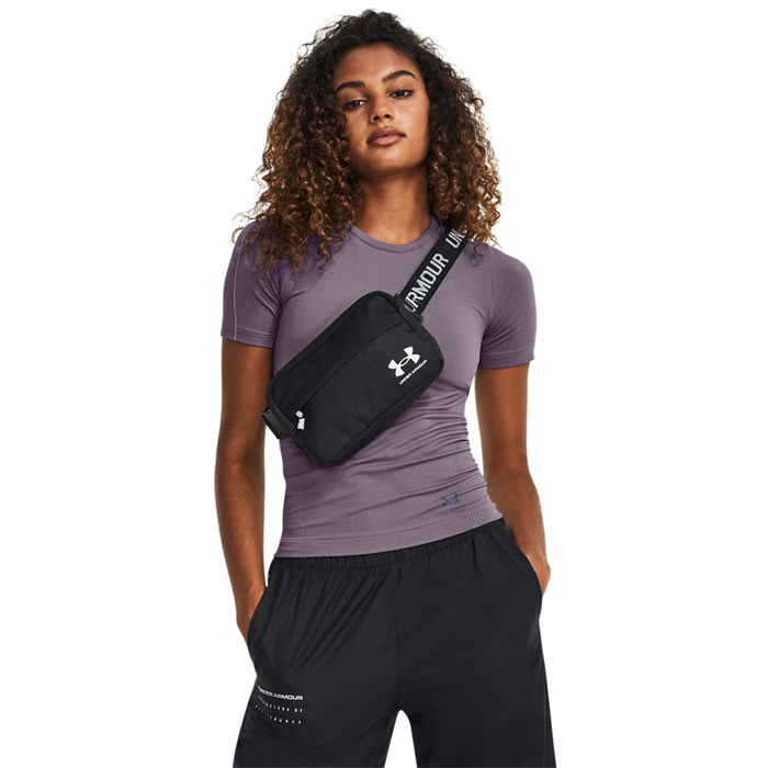 Essential Crossbodyväska Svart
